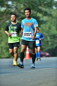 BIB: 47201, 46506
                            <button type="button" onclick="openModal(10139144)" class="btn btn-primary btn-sm float-right btn-popup" data-toggle="modal" data-target=".modal-high-quality">
                        <i class="fas fa-shopping-cart"></i> Add to Cart
                    </button>
                                            <button type="button" onclick="isThisMe(10139144, true)" class="btn btn-success btn-sm float-right btn-popup btn-isme hidden" data-toggle="tooltip" data-placement="bottom" title="นี่คือรูปของคุณใช่ไหม คลิกที่นี่เพื่อเอาเข้าอัลบั้ม">
                        <i class="fas fa-plus"></i> Add to album
                    </button>
                    <button type="button" onclick="isThisMe(10139144, false)" class="btn btn-warning btn-sm float-right btn-popup btn-isnotme hidden">
                        <i class="fas fa-ban"></i> Remove from album
                    </button>